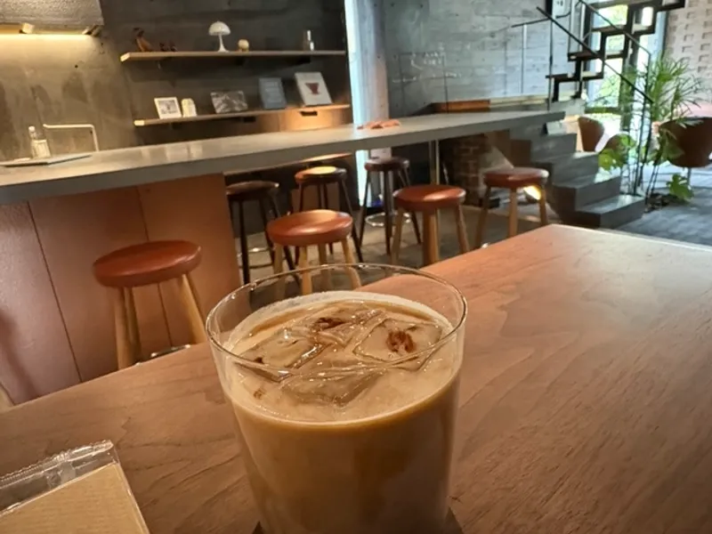 AND PLUS 'SHARE' OFFICE+COFFEE